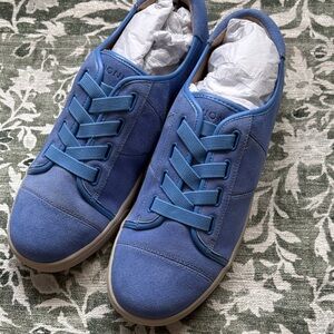 Vionic women’s blue suede slip on shoes new sneakers